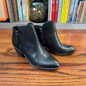 Frye Judith Double Zip Black Leather Boots Size 7 NWOT